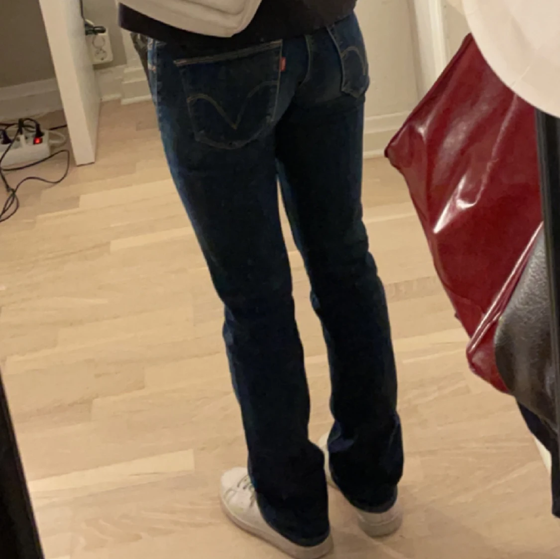 Mörkblå Levi’s jeans  - 91