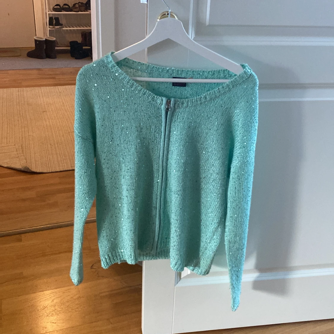 Jättefin turkos glittrig tröja - 90