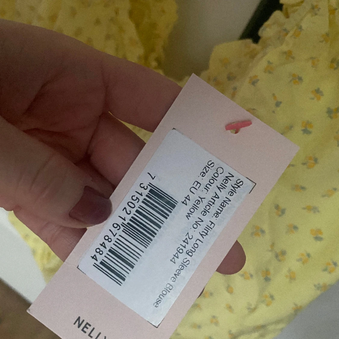 Blus från Nelly  - 90