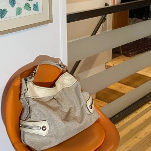 Dkny väska!💓💓 - Hur fin som helst! I använt skick!!💓💓