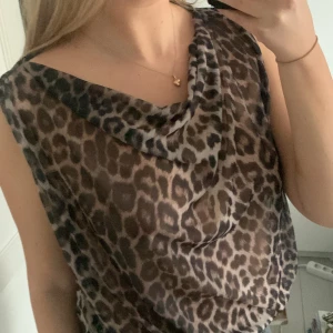 Leopard topp - Sjukt snygg topp i meshtyg❤️