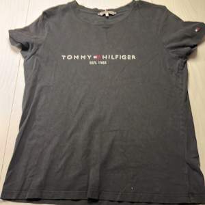 T-shirt Tommy Hilfiger,stl M.