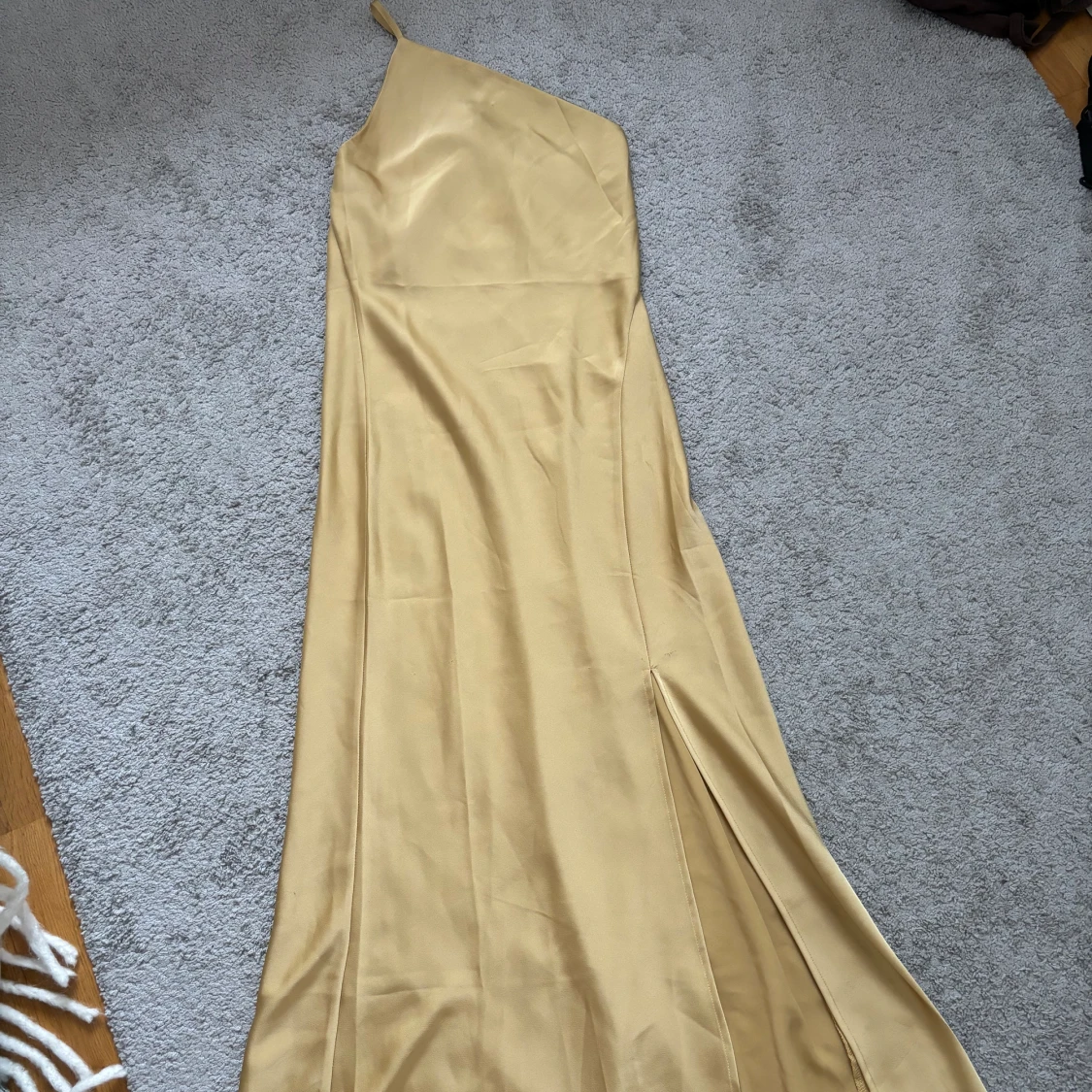 Gul balklänning  - 91