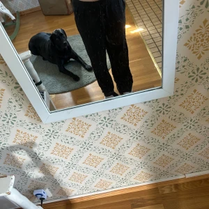 Linnebyxor ❤️ - Säljer dessa linnebyxor pågrund av att dom är för långa för mig som är 1,63. Jag har inte använt dessa så mycket.❤️köpte linnebyxorna för 250 kr ❤️