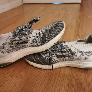 Adidas Ultra Boost  - Gott skick Fräscha Äkta