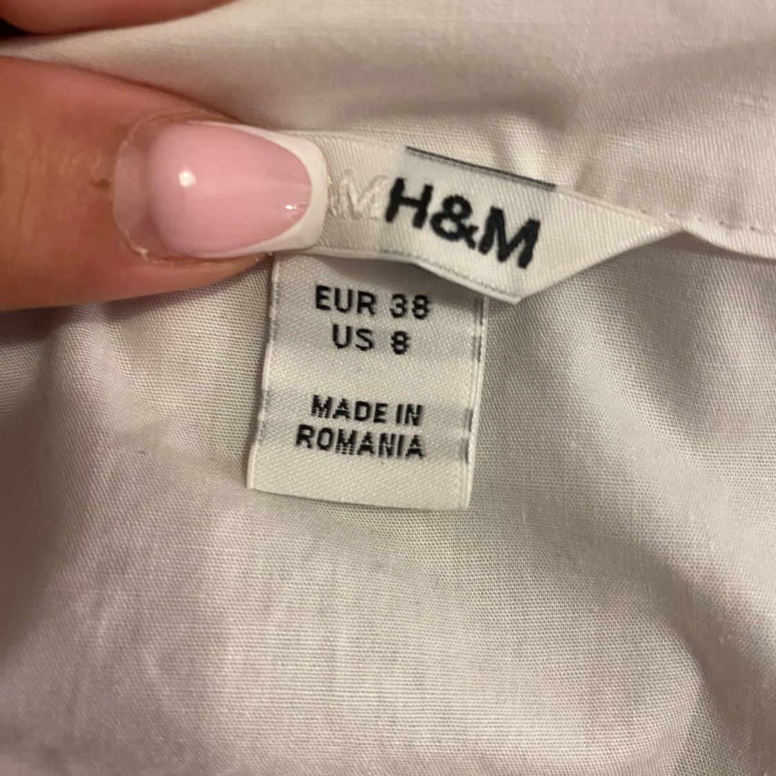 Vit omlottopp från H&M med knut - 1
