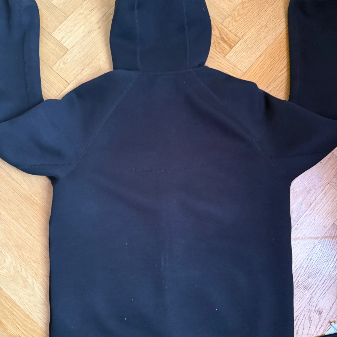 Svart hoodiejacka från Nike - 1