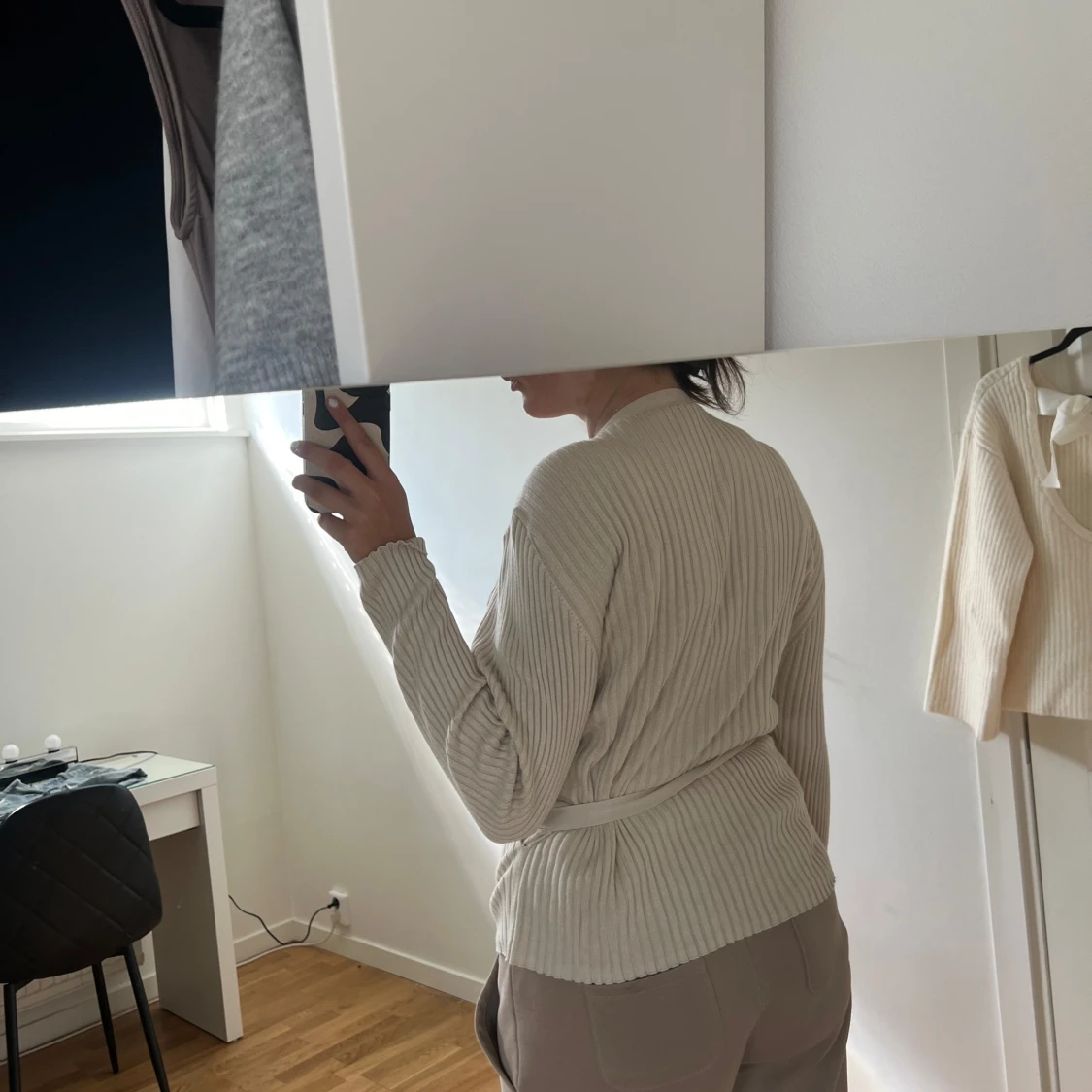 Beige omlott kofta från Esmara - 1