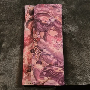 Genshin impact plånbok - Genshin impact plånbok som köptes på convention för några år sedan, har aldrig använts och är i nyskick 