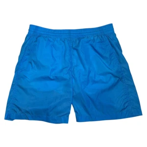 Louis Vuitton  - Louis Vuitton badbyxor, slut såld modell. Water monogram, syns vid kontakt med vatten. Som nya kommer med dustcover. 3790kr finns på våran hemsida Fashionels.com