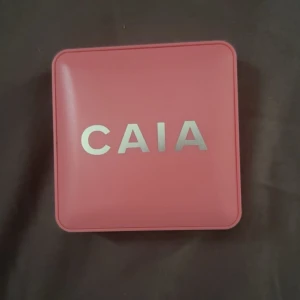 CAIA Matte Blush Troublegum - Säljer ett CAIA Matte Blush i färgen Troublegum. Har använt max 5 gånger. Ord pris 275 