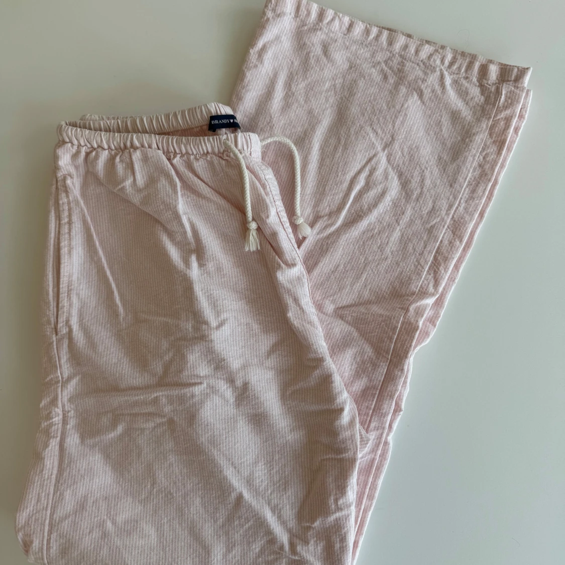 randiga linnebyxor - 1