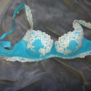 Intimismi bh - Bh från intimismi i storlek 75b