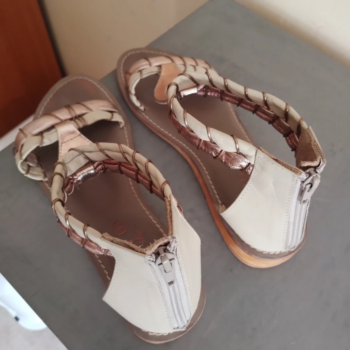 Beige och brons sandaler Cream Deluxe - 1