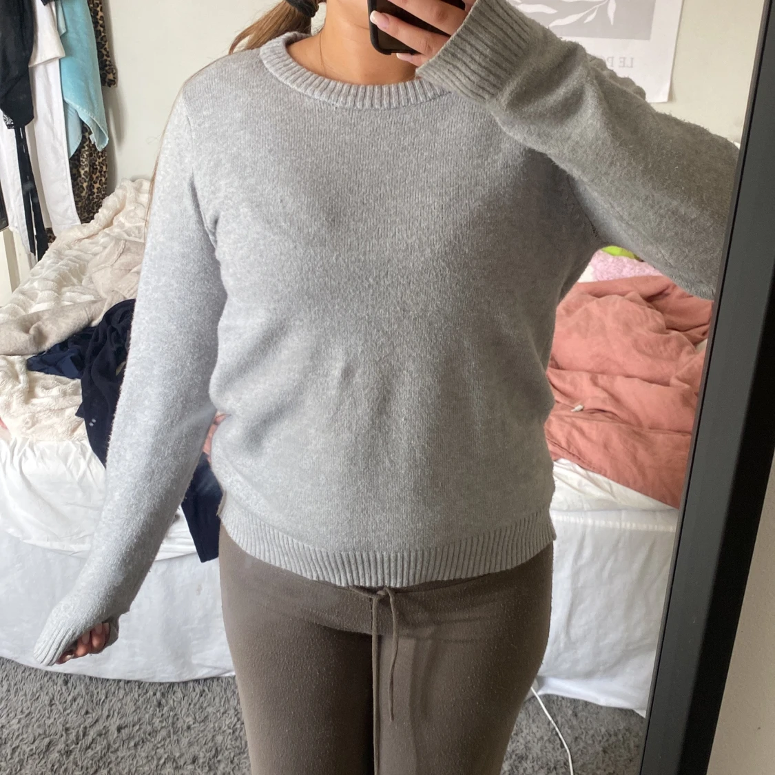 Ljusgrå stickad tröja från Vila