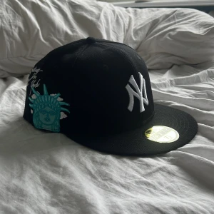 New era keps  - Den var för stor för mig så jag säljer den