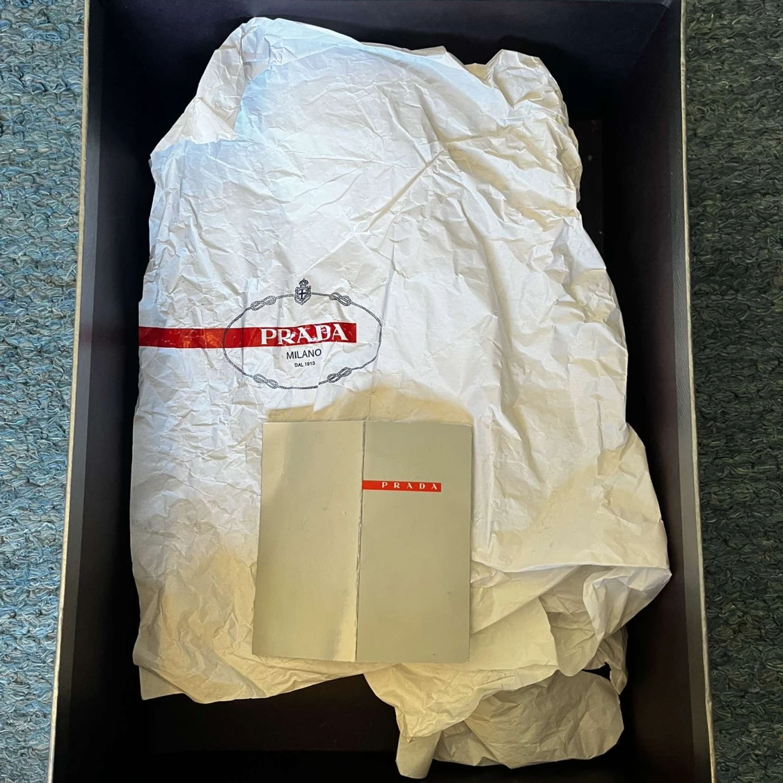 Svarta slip-on skor från Prada - 4