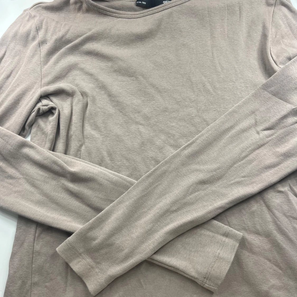 Beige långärmad tröja från 157