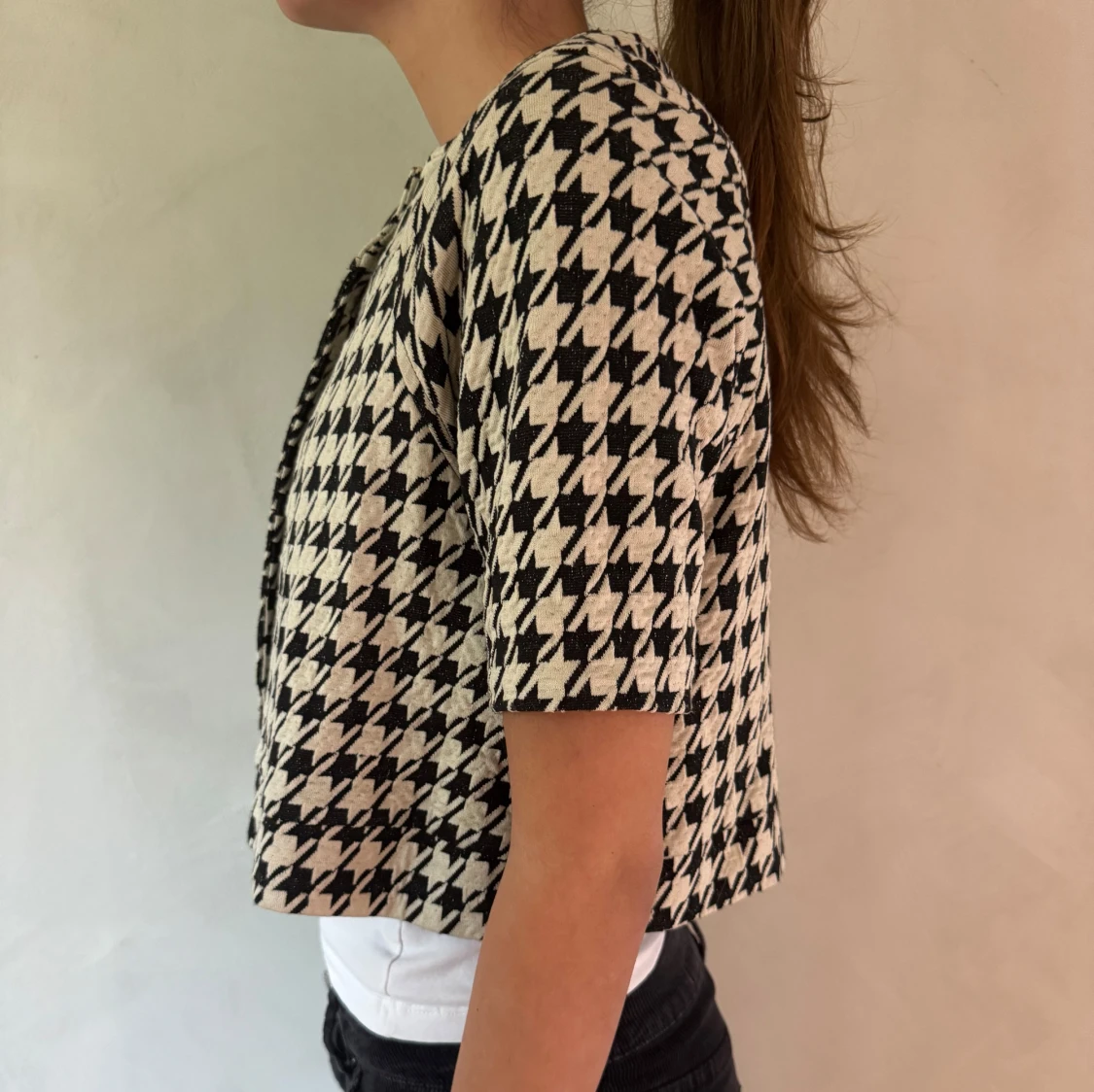 Svartvit rutig croppad kavaj - 1