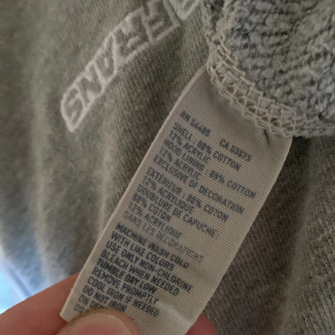 Grå  hoodie från American Eagle - 3