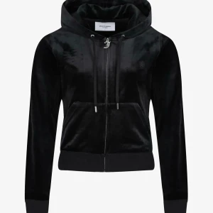 Svart hoodie Juicy Couture - Säljer min Juicy kofta eftersom den inte kommer till användning. Den har inga skador eller någonting. Den är i storlek XXS 
