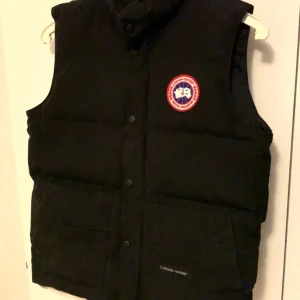 Canada goose väst - Bra skick