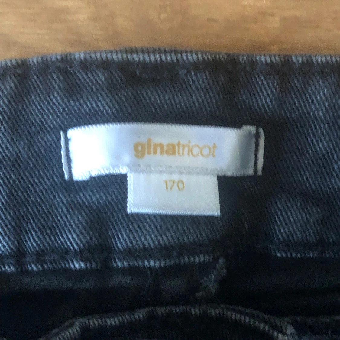 Svarta jeansbyxor lågmidjad - 2