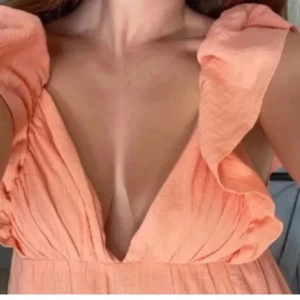 Korallfärgad klänning  - Världens finaste sommarklänning!! 