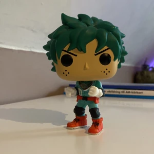 Deku funko pop - Säljer en Funko Pop från serien My hero academia har ej kvar lådan tyvärr 