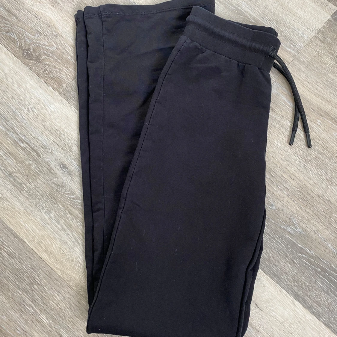 Svarta mjukisbyxor från 157