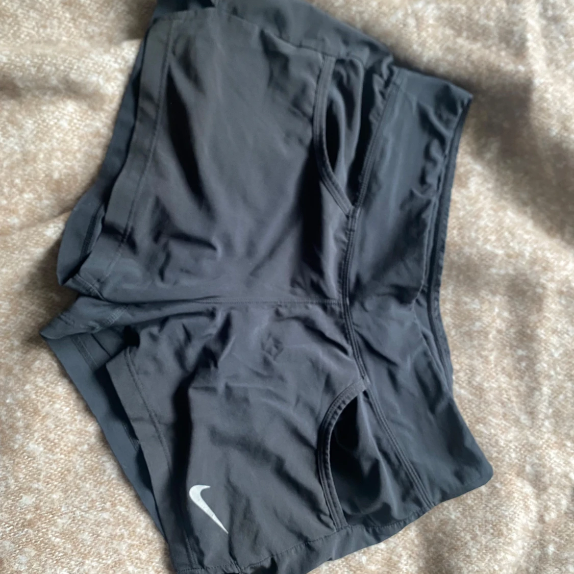 Svarta träningsshorts från Nike - 1