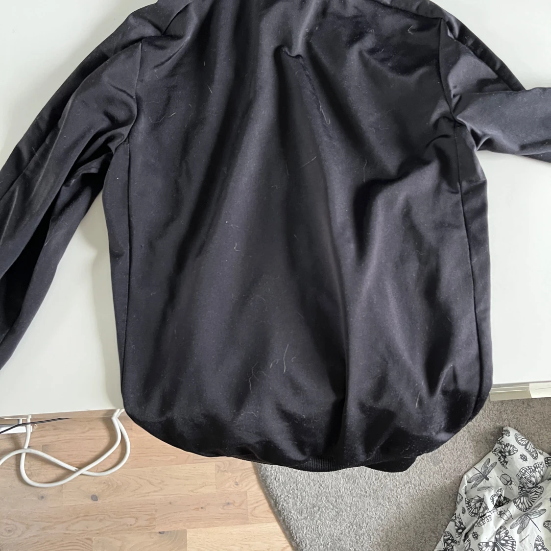 Svart träningsjacka från Puma - 1