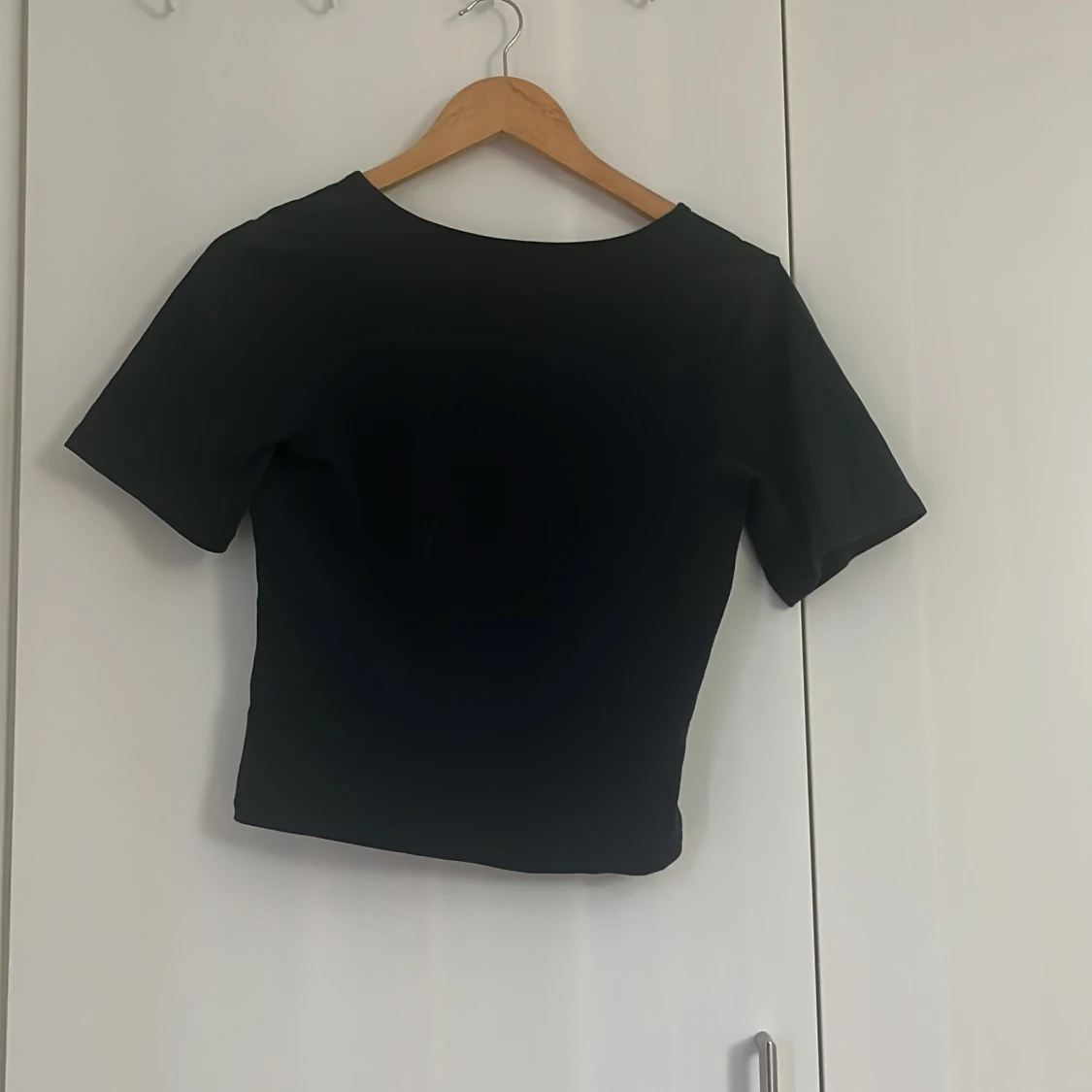 Svart omlottopp från 157 - 1