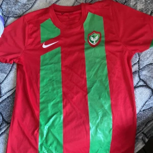 Amedspor hemmatröja 2023/24 - Riktigt fet officiell Amedspor tröja från 23/24 säsongen. Storlek M