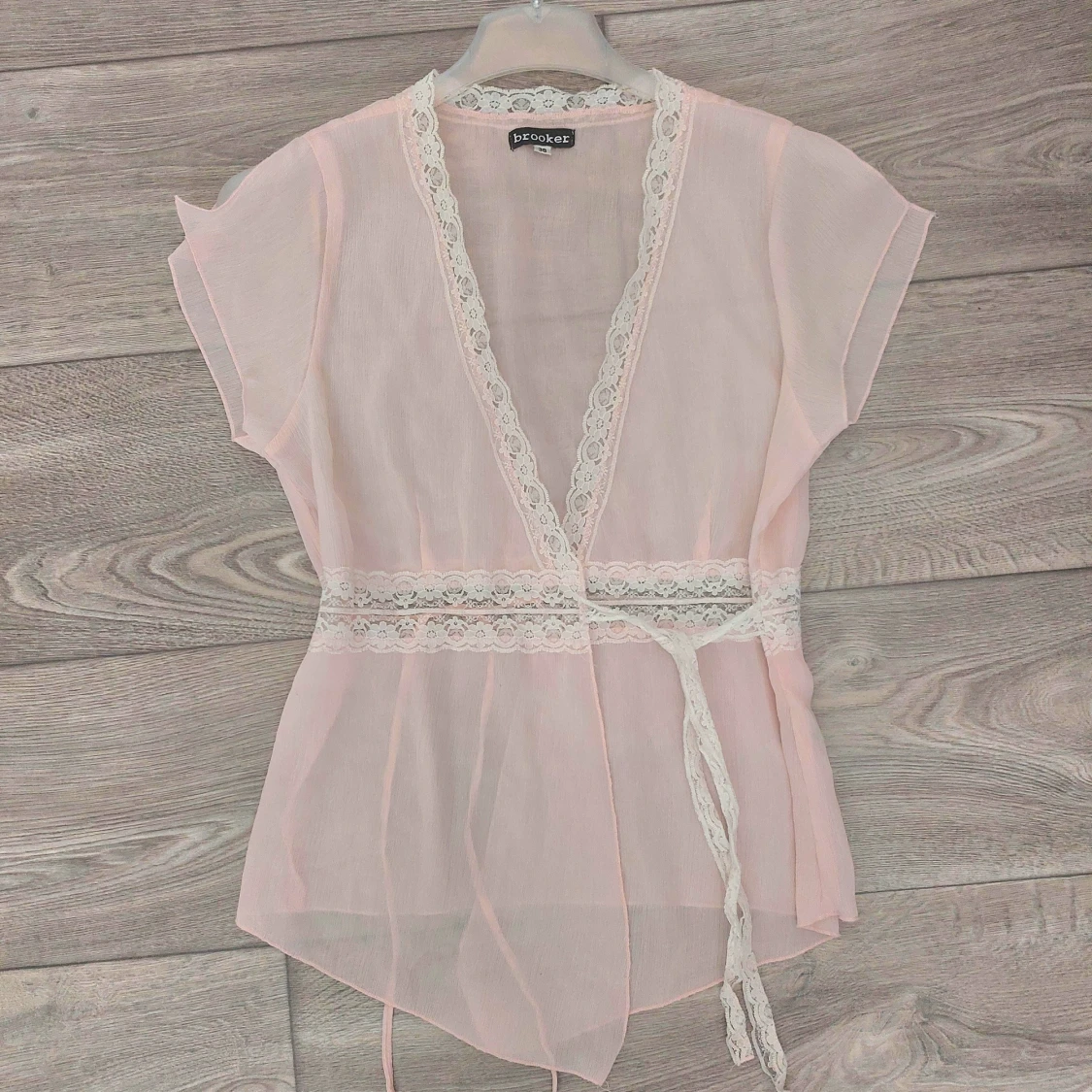 Söt rosa omlott topp med spets - 3