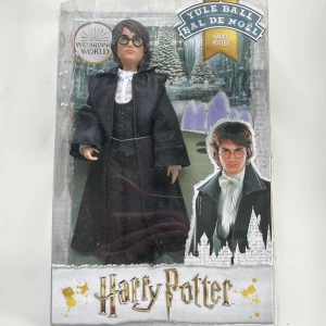 Harry Potter Yule Ball Samlardocka - Samlar docka för den som är intresserad! Oöppnad förpackning! 