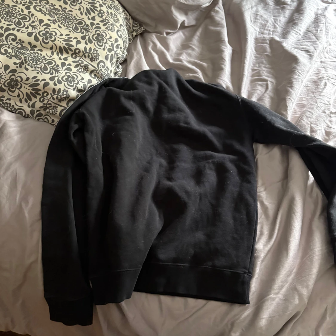 Svart Champion sweatshirt med logoband - 1