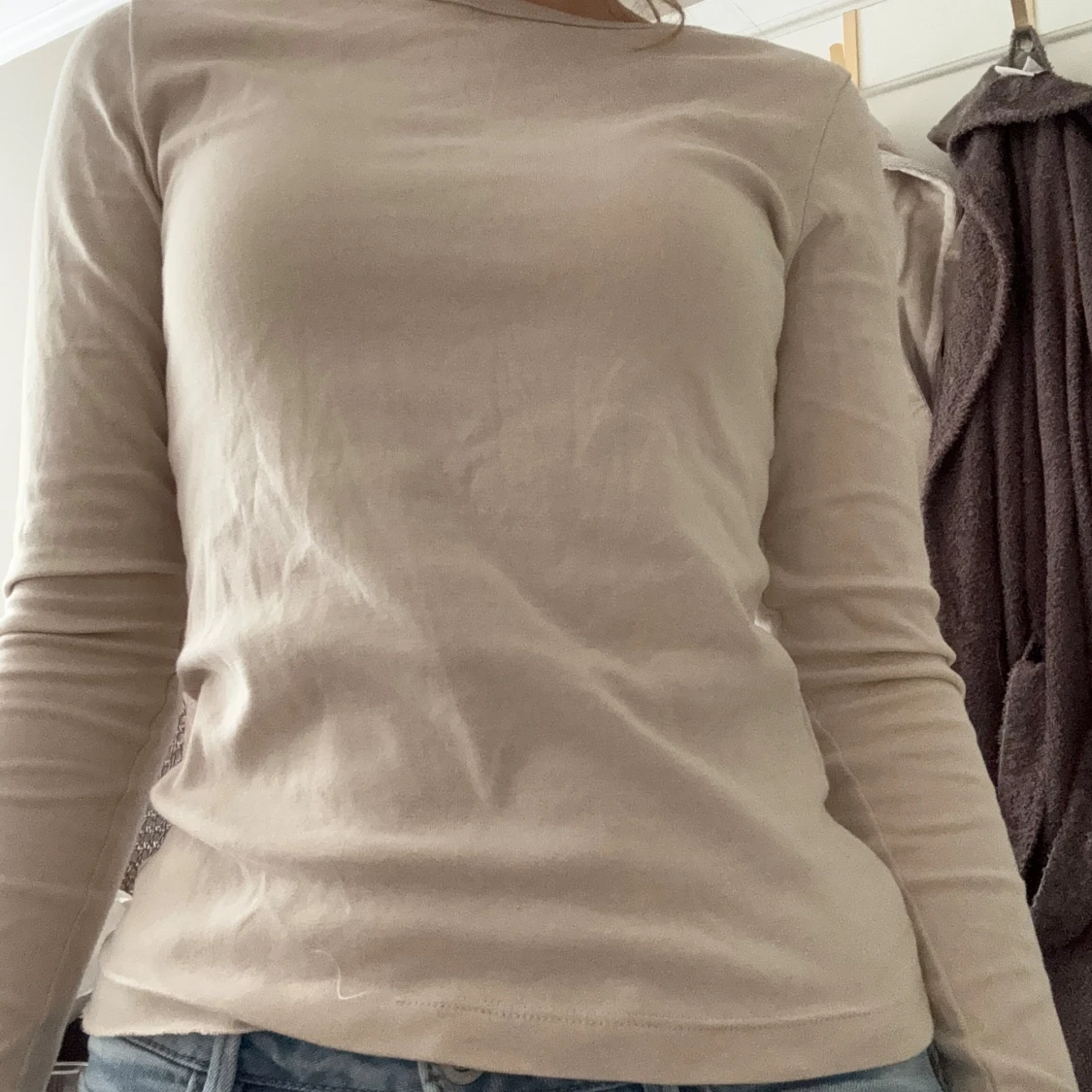 2 långärmade tröjor i beige & grått - 1