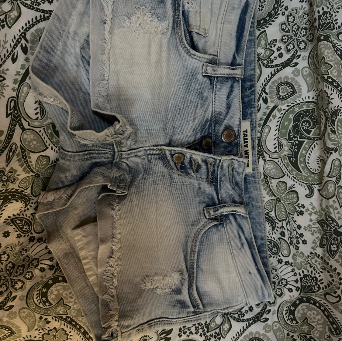 Lågmidjade jeansshorts  - 3