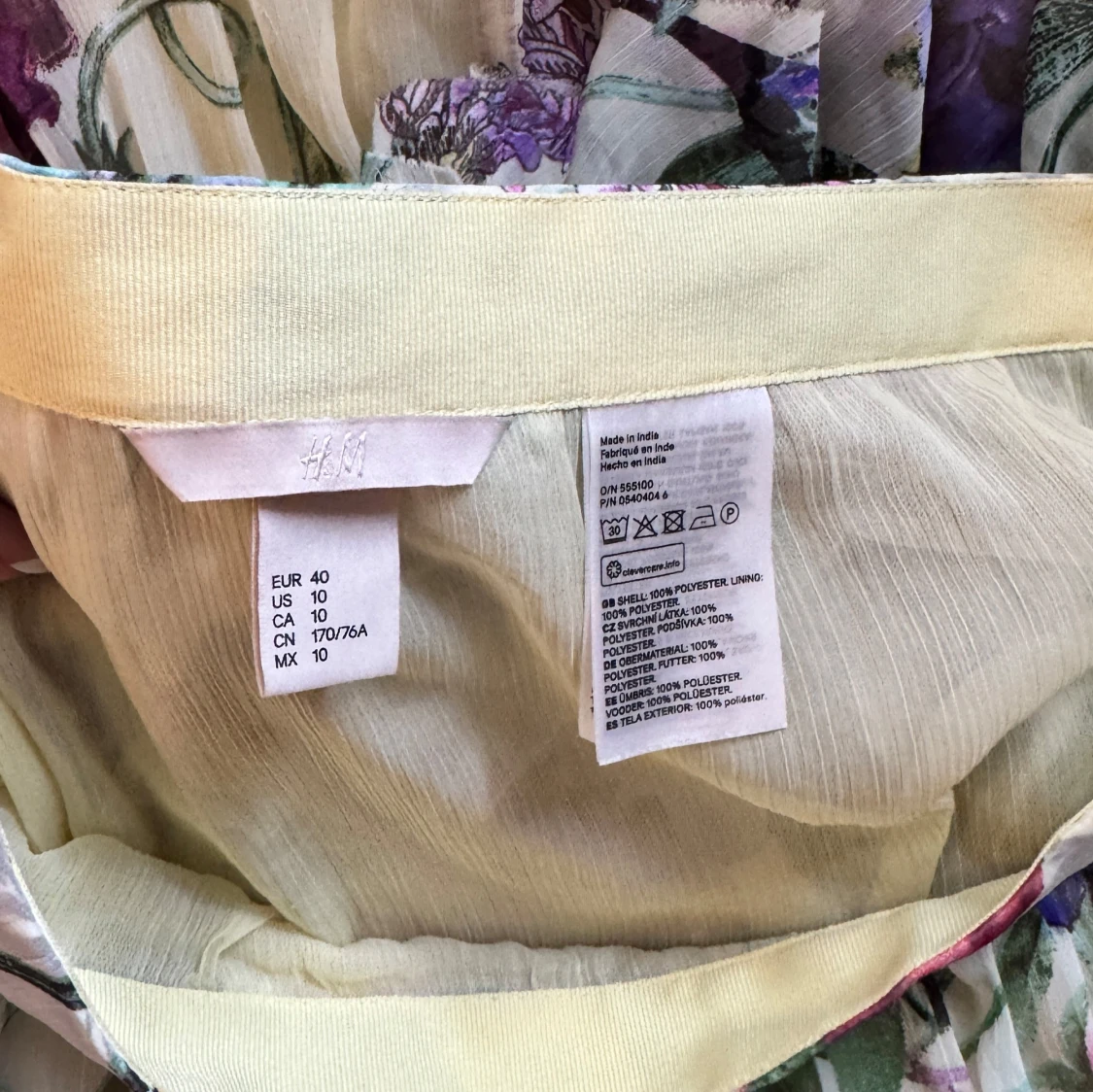 Blommig volangkjol i pastellfärger - 4