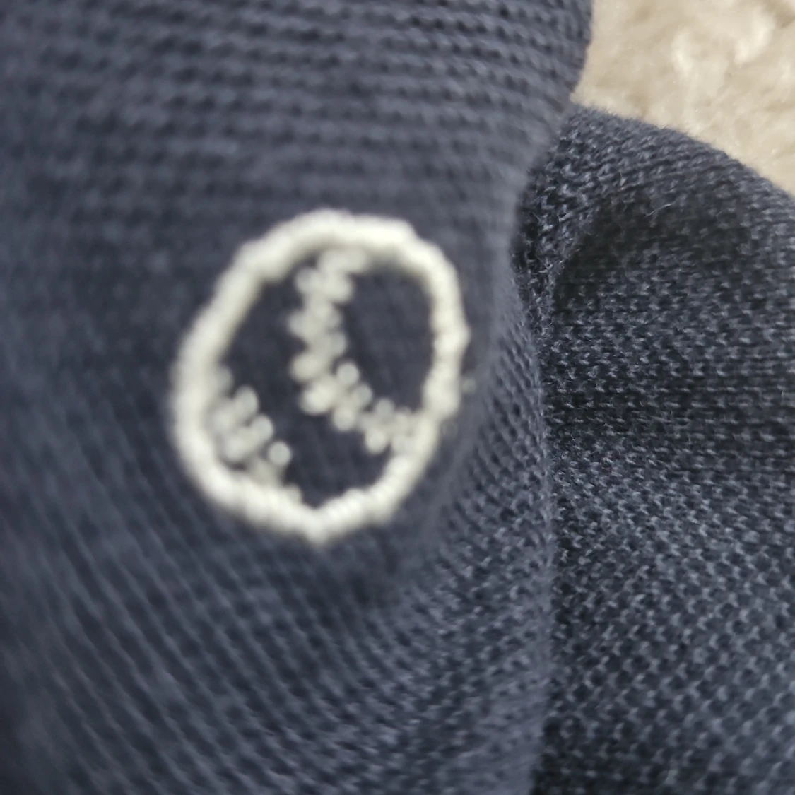 Mörkblå långärmad pikétröja - 2