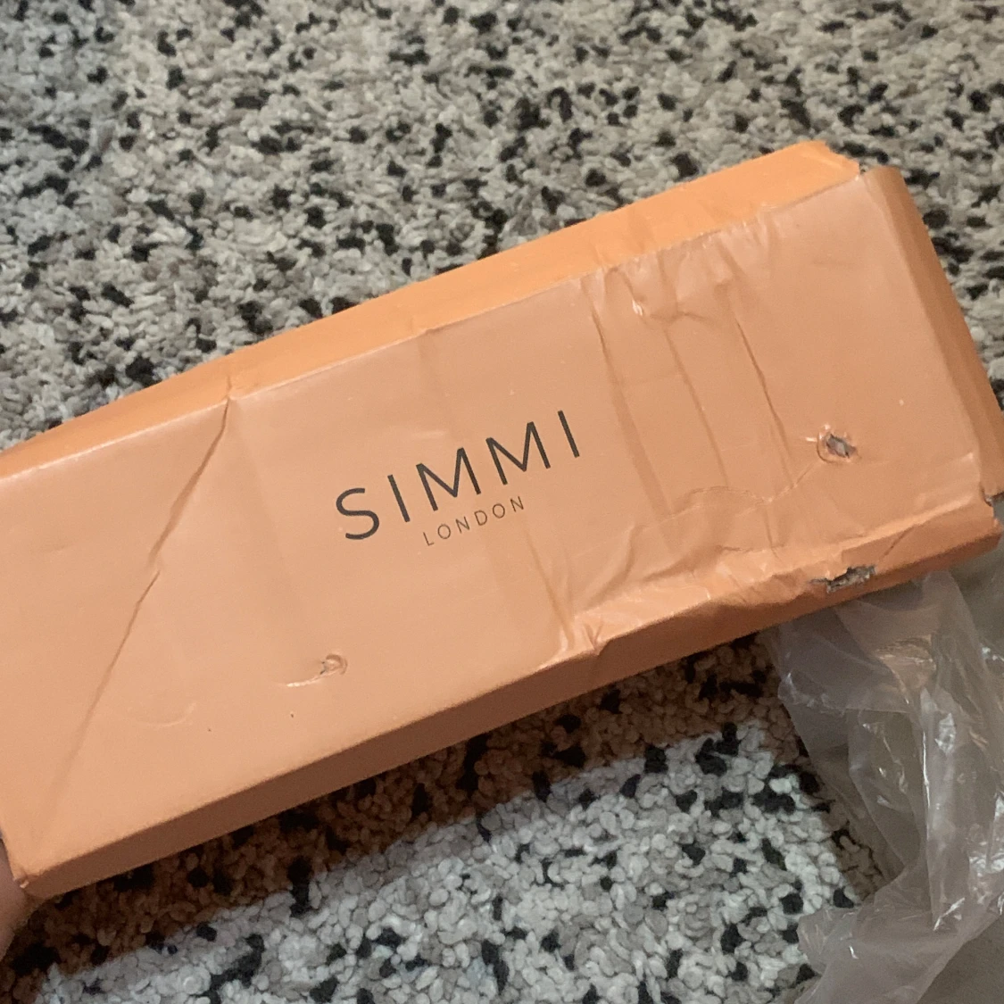 Glittriga sandaler från Simmi London - 1