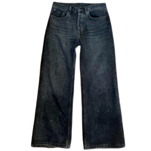 Acne Studios 2021m jeans  - Använda några gånger, nypris runt 4700kr kvitto finns köpta på farfetch