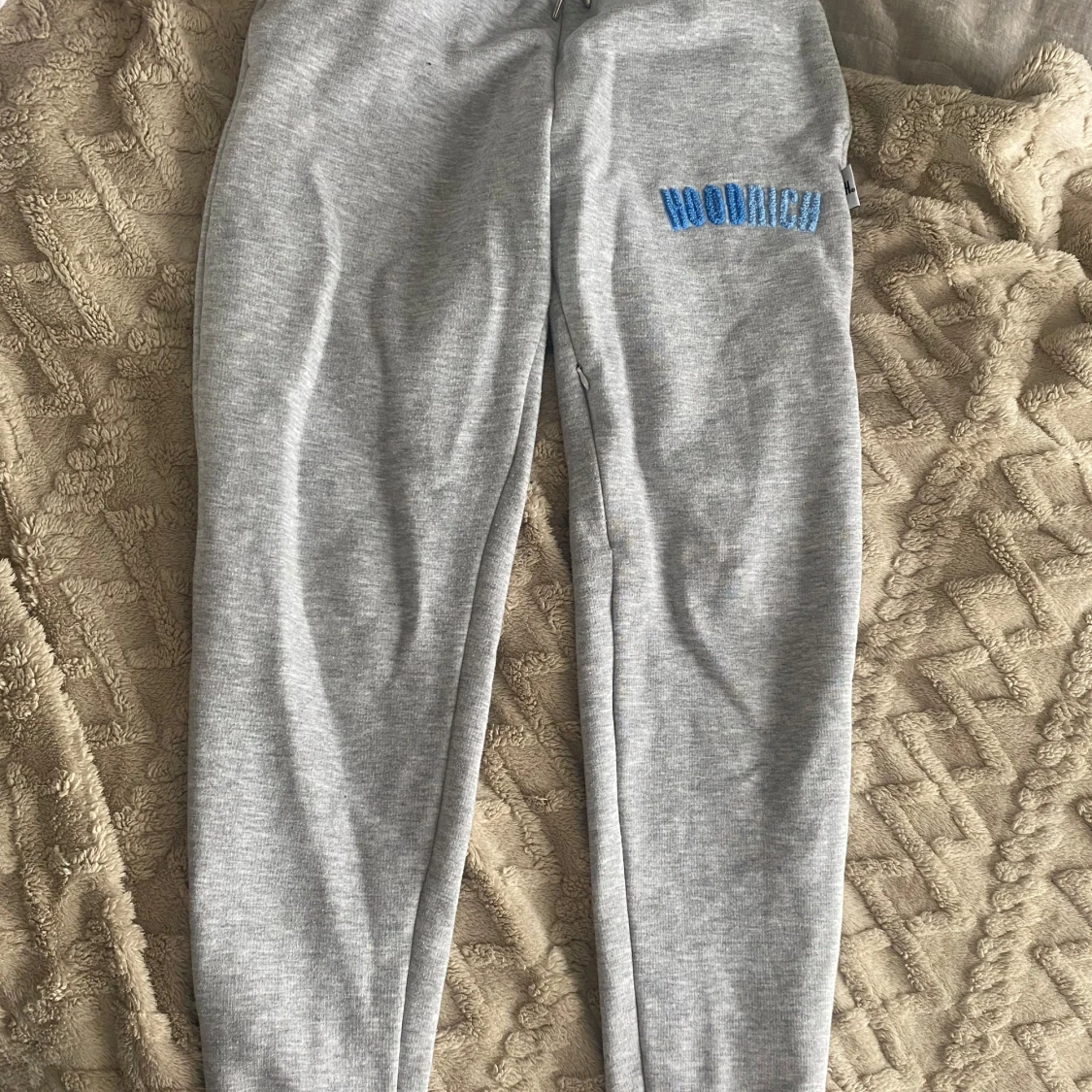 Grå mjukisbyxor från Hoodrich XS