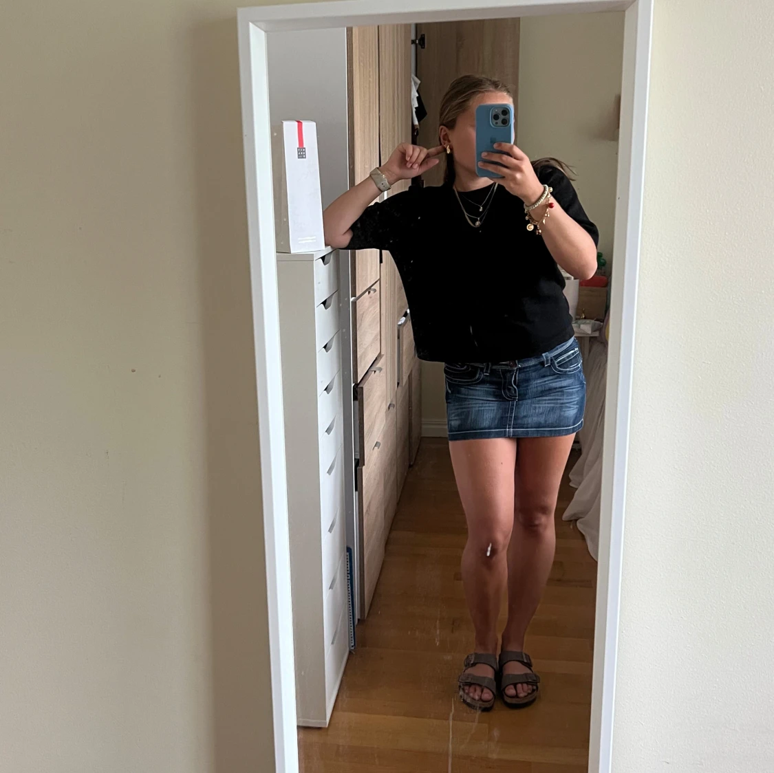 Mörkblå jeanskjol  - 1