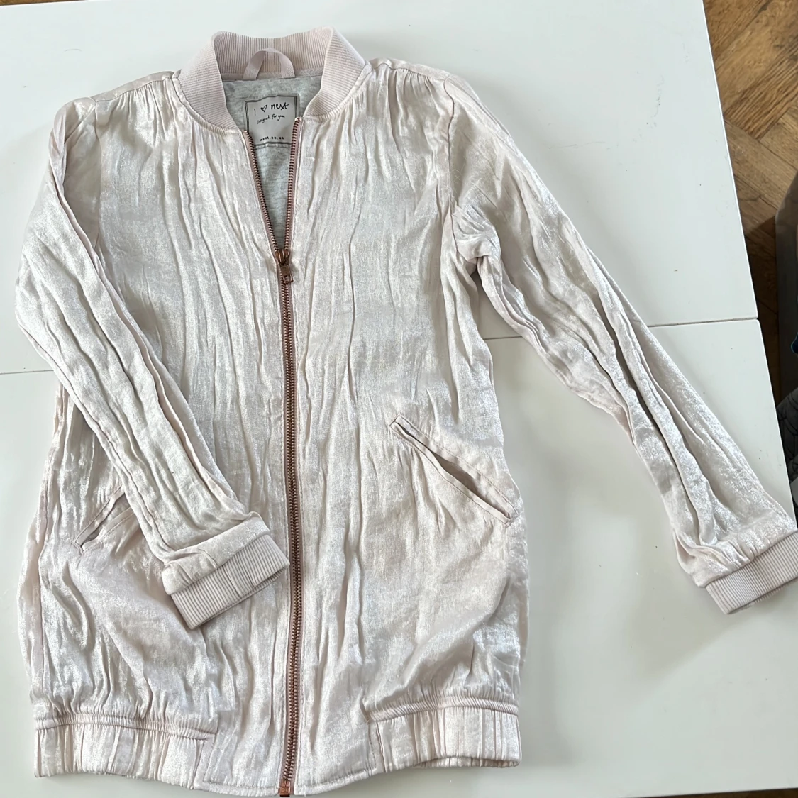 Ljusrosa bomberjacka från Next