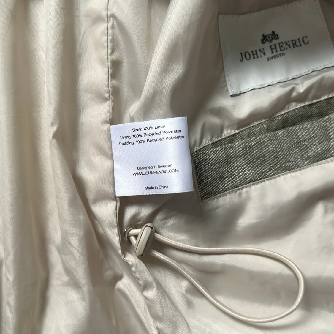Grå grön quiltad väst från John Henric - 4