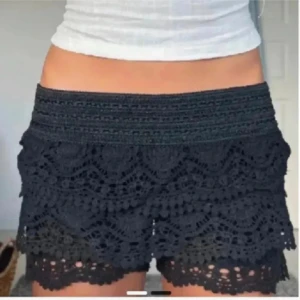 Spetsshorts - Super söta och trendiga spetsshorts!! Inga defekter alls😚😚