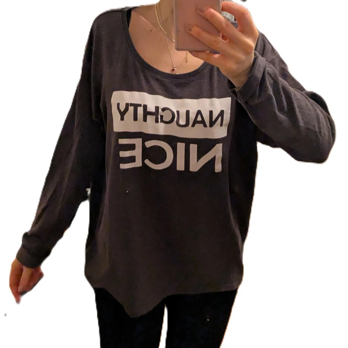 Mörkgrå långärmad tröja med text - 1