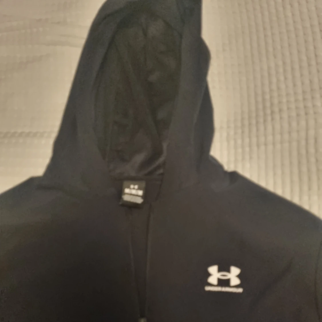 Svart jacka från Under Armour - 1